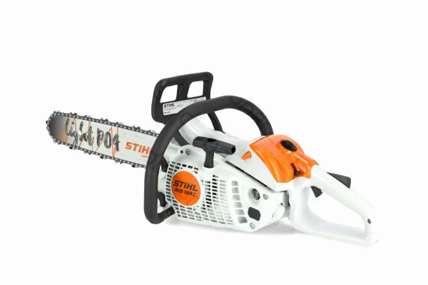  Pilarka Stihl MS 194 C-E łańcuchowa STIHL prowadnica prowadnica35 cm. lekka piła do prac rzemieślniczych, pielęgnacji drzew, trzebieży i przygotowywania drewna opałowego.