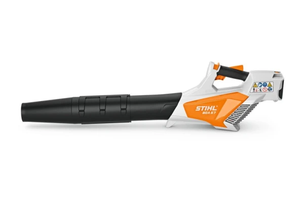 Dmuchawa akumulatorowa BGA 50 Stihl cicha i absolutnie intuicyjna w obsłudze (bez akumulatora i ładowarki)
